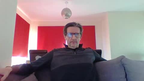 cameraaa online show from September 28, 7:25 am