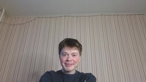 Snapshot of cameron_crowly chatting on December 2, 5:48 am Cameron online show from December 2, 5:48 am