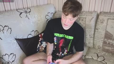 Snapshot of cameron_crowly chatting on January 14, 9:35 am Cameron online show from January 14, 9:35 am