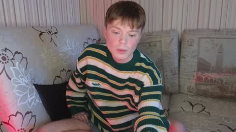 Snapshot of cameron_crowly chatting on January 27, 7:35 am Cameron online show from January 27, 7:35 am