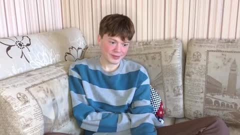 Snapshot of cameron_crowly chatting on January 31, 9:05 am Cameron online show from January 31, 9:05 am