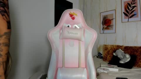 Cameron  online show from January 27, 7:24 pm