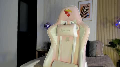 Cameron  online show from October 17, 8:44 pm