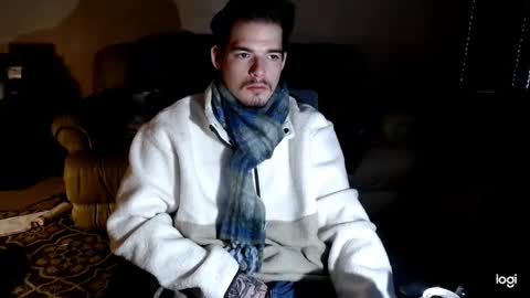 Snapshot of camerondt chatting on December 22, 7:21 pm camerondt online show from December 22, 7:21 pm