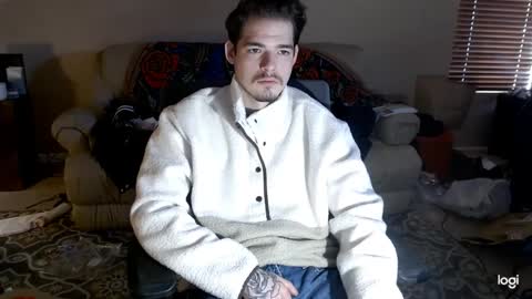 Snapshot of camerondt chatting on December 23, 5:22 pm camerondt online show from December 23, 5:22 pm