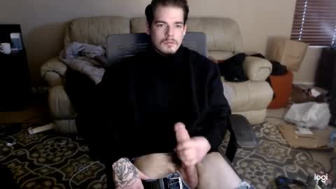 Snapshot of camerondt chatting on December 27, 9:11 pm camerondt online show from December 27, 9:11 pm