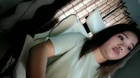 Jade online show from May 30, 5:59 am