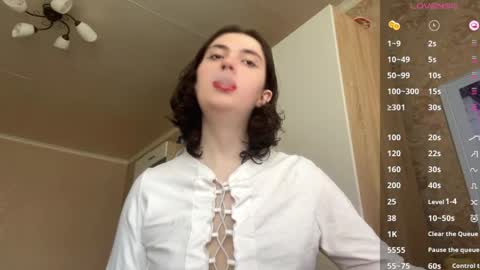 Snapshot of camgirl_xx chatting on May 7, 9:58 am Marta online show from May 7, 9:58 am