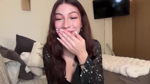 Camila online show from November 17, 12:16 am