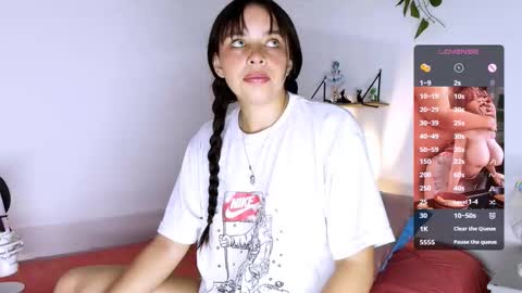 trini-1000 online show from November 11, 9:31 am