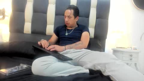 cami_coral1 online show from February 13, 8:27 pm