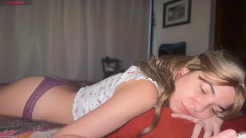 camii19y online show from March 10, 9:09 pm