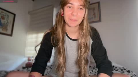 Snapshot of camii19y chatting on April 23, 3:14 pm camii19y online show from April 23, 3:14 pm