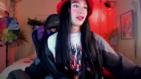 camila online show from April 13, 8:25 pm