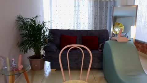 Camil online show from January 30, 2:47 pm