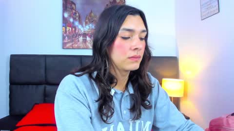  s online show from January 11, 8:43 am