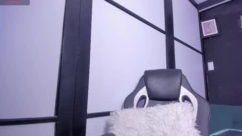 C A M I L A online show from October 26, 6:47 pm