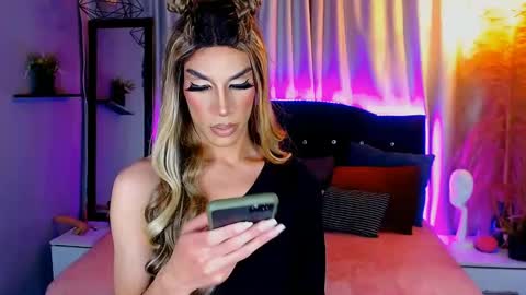 Camila online show from December 22, 3:44 am