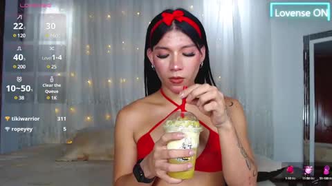 Snapshot of camila_hott1 chatting on March 10, 11:16 pm Cami vazques online show from March 10, 11:16 pm