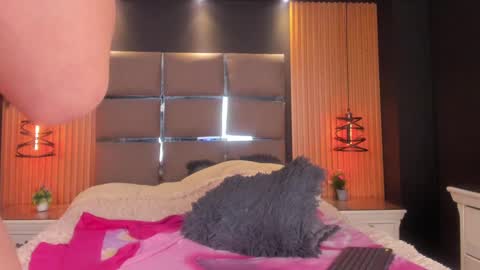 camila_martinez9 online show from January 21, 2:37 pm