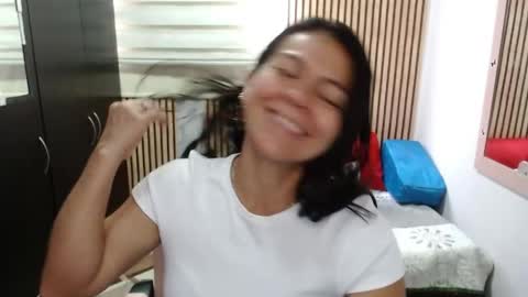 Camila Vargas online show from May 26, 3:41 pm