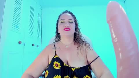 camilaa foxxx online show from January 25, 6:35 pm