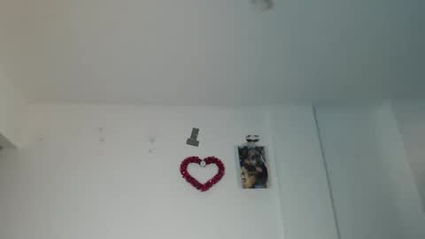 kira online show from February 1, 1:48 am