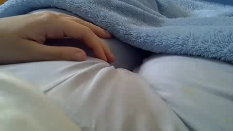 flash 50 tokens BIG CLIT  tits pussy. masturbation big clit 150 tokens fingers inside pussy 1000 tk  pump big clit 300 tk online show from November 30, 3:49 pm