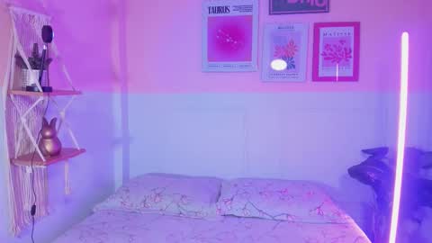 Camila  online show from September 17, 11:45 am