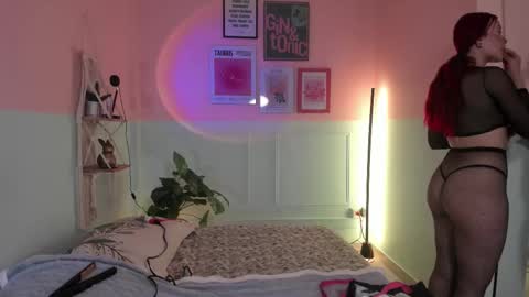 Camila  online show from October 28, 11:47 am