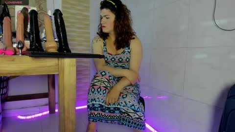 Snapshot of camilasexyhorny chatting on April 15, 10:10 pm camilasexyhorny online show from April 15, 10:10 pm