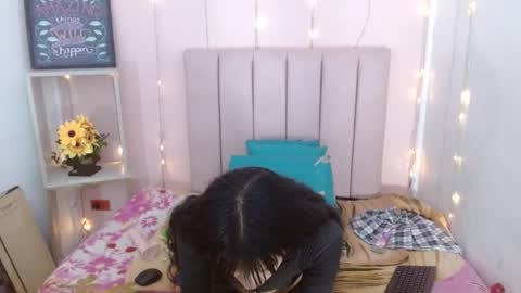 camilawilliams707rs online show from March 28, 2:55 am