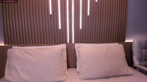 camile_cute online show from December 18, 8:26 pm