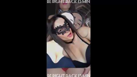 Snapshot of camilla__1one chatting on February 25, 1:37 am camilla__1one online show from February 25, 1:37 am