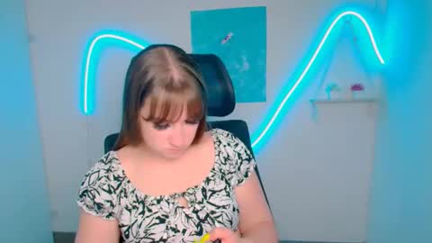 Camilla online show from May 22, 11:16 am