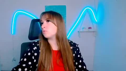 Snapshot of camilla_body chatting on July 8, 11:26 am Camilla online show from July 8, 11:26 am