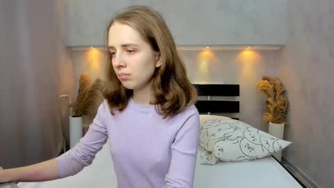 Camilla online show from October 3, 12:07 am