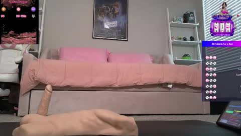 CamillaCassidy online show from April 11, 10:25 pm