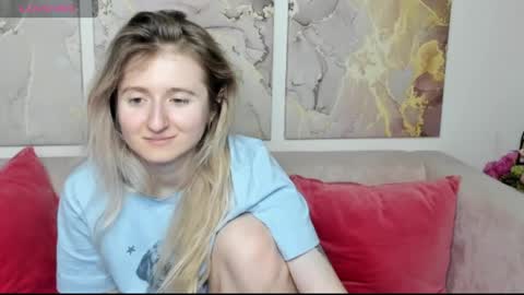 camilladreamer online show from March 30, 9:49 pm