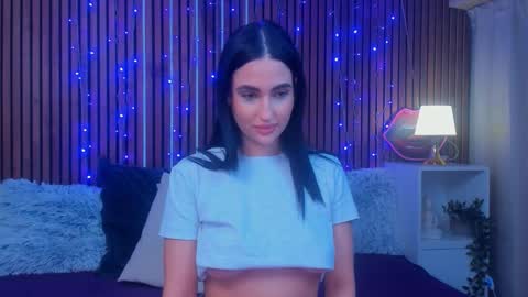 Camilla online show from December 15, 4:33 pm