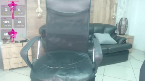 Camille online show from March 4, 10:49 pm