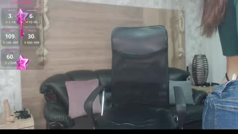 Camille online show from March 10, 8:45 pm