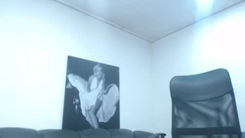 Camille online show from April 10, 10:14 pm