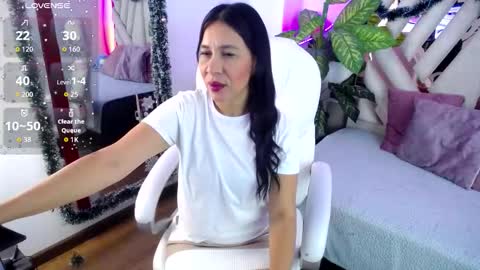 Camille online show from December 21, 10:44 am