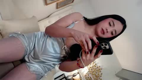 Snapshot of camillejoson chatting on May 13, 12:52 am camillejoson online show from May 13, 12:52 am