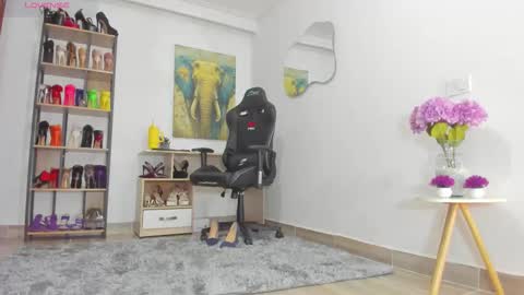 camillevega_01 online show from November 27, 2:46 am