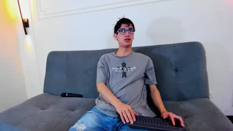 Camilo online show from March 29, 3:39 am