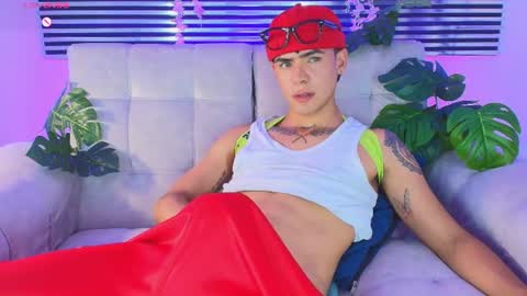 Snapshot of camilo_xcam chatting on June 30, 9:49 pm CAMILO online show from June 30, 9:49 pm