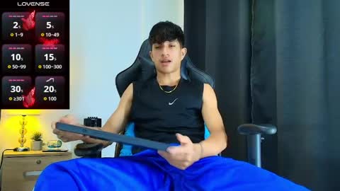 Snapshot of camilobass_ chatting on June 6, 1:11 am Camilo Bass online show from June 6, 1:11 am
