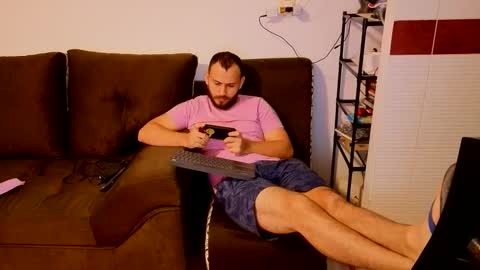 Snapshot of camiloex chatting on October 3, 6:49 pm Camilo online show from October 3, 6:49 pm